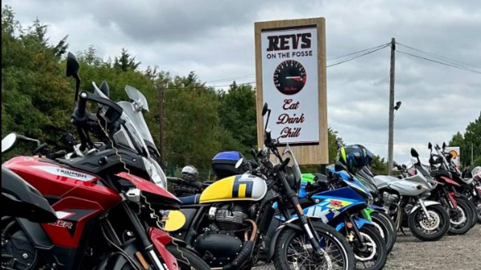 Revs Autobilia, north of Moreton-in-Marsh thumbnail